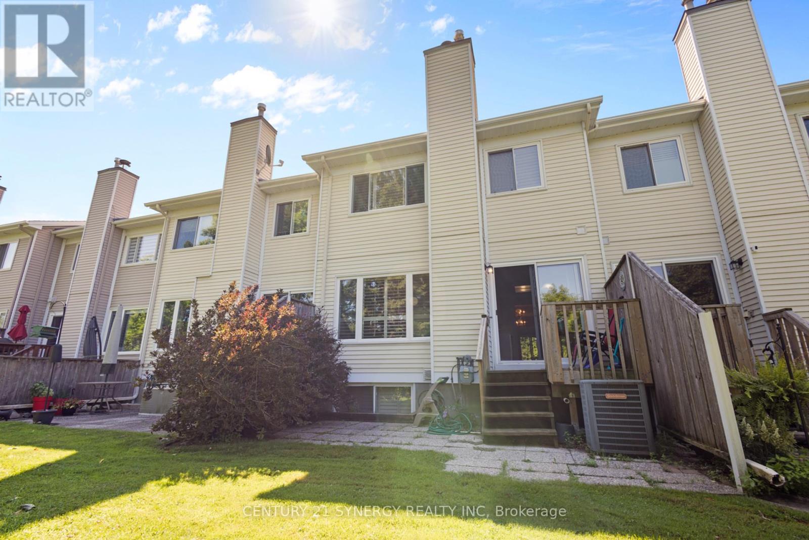 Photo 45 of 62 Stonebriar Drive, Ottawa ON