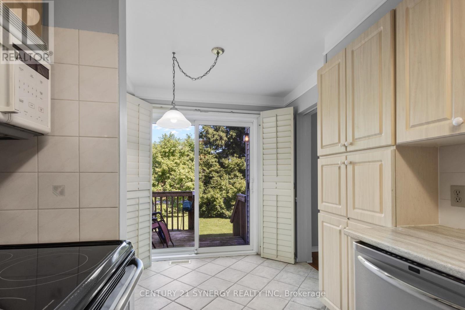 Photo 42 of 62 Stonebriar Drive, Ottawa ON