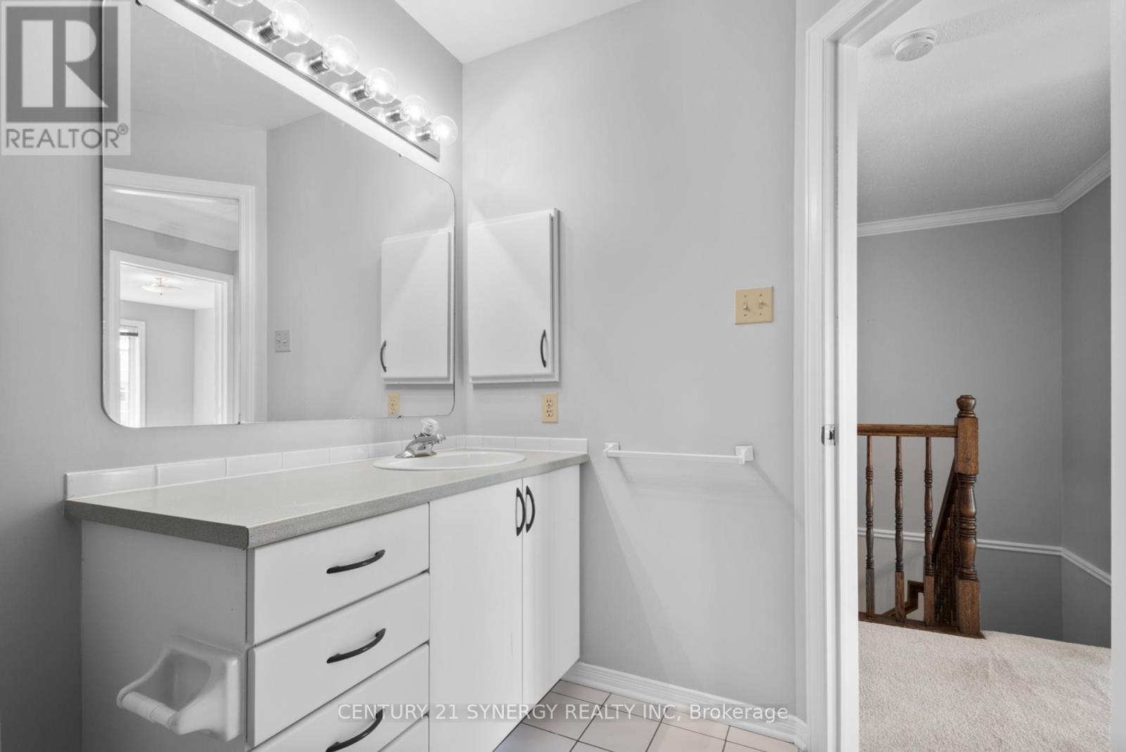 Photo 32 of 62 Stonebriar Drive, Ottawa ON