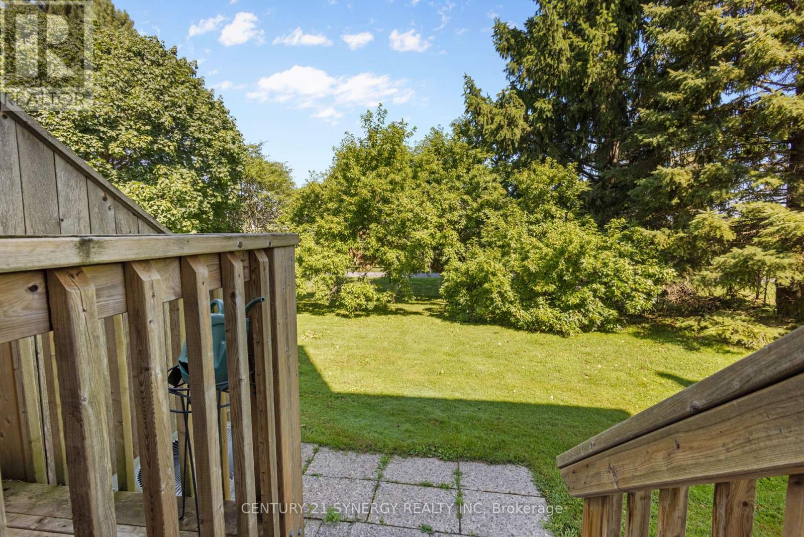 Photo 7 of 62 Stonebriar Drive, Ottawa ON