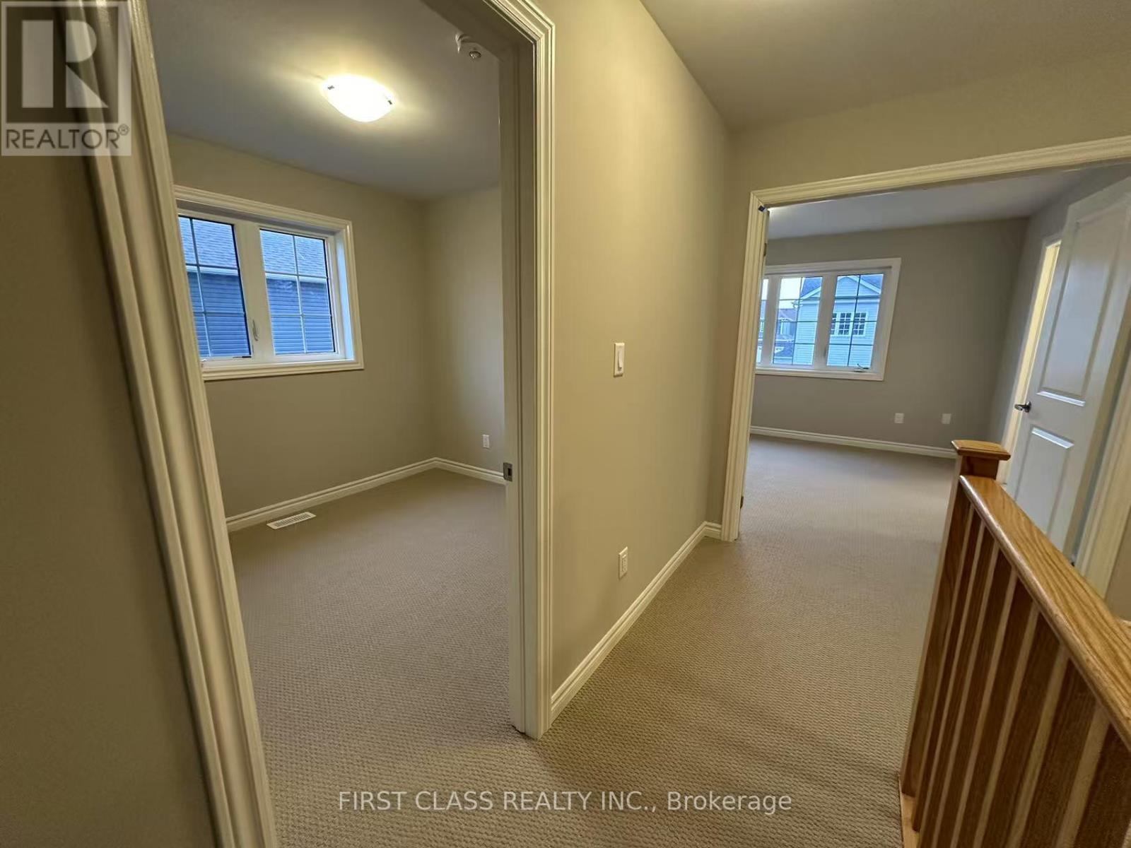 Photo 37 of 279 Springfield Crescent, Clearview ON