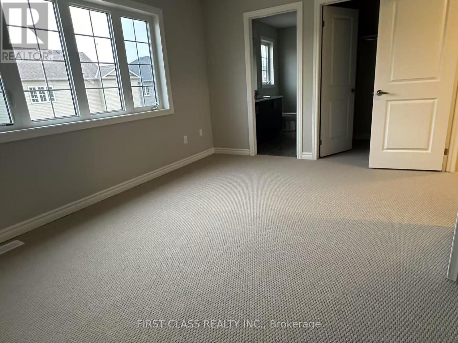 Photo 41 of 279 Springfield Crescent, Clearview ON