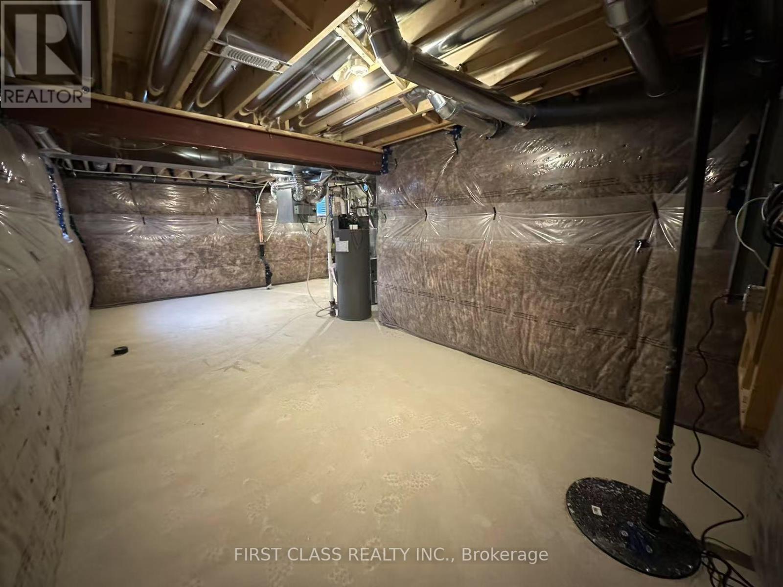 Photo 22 of 279 Springfield Crescent, Clearview ON