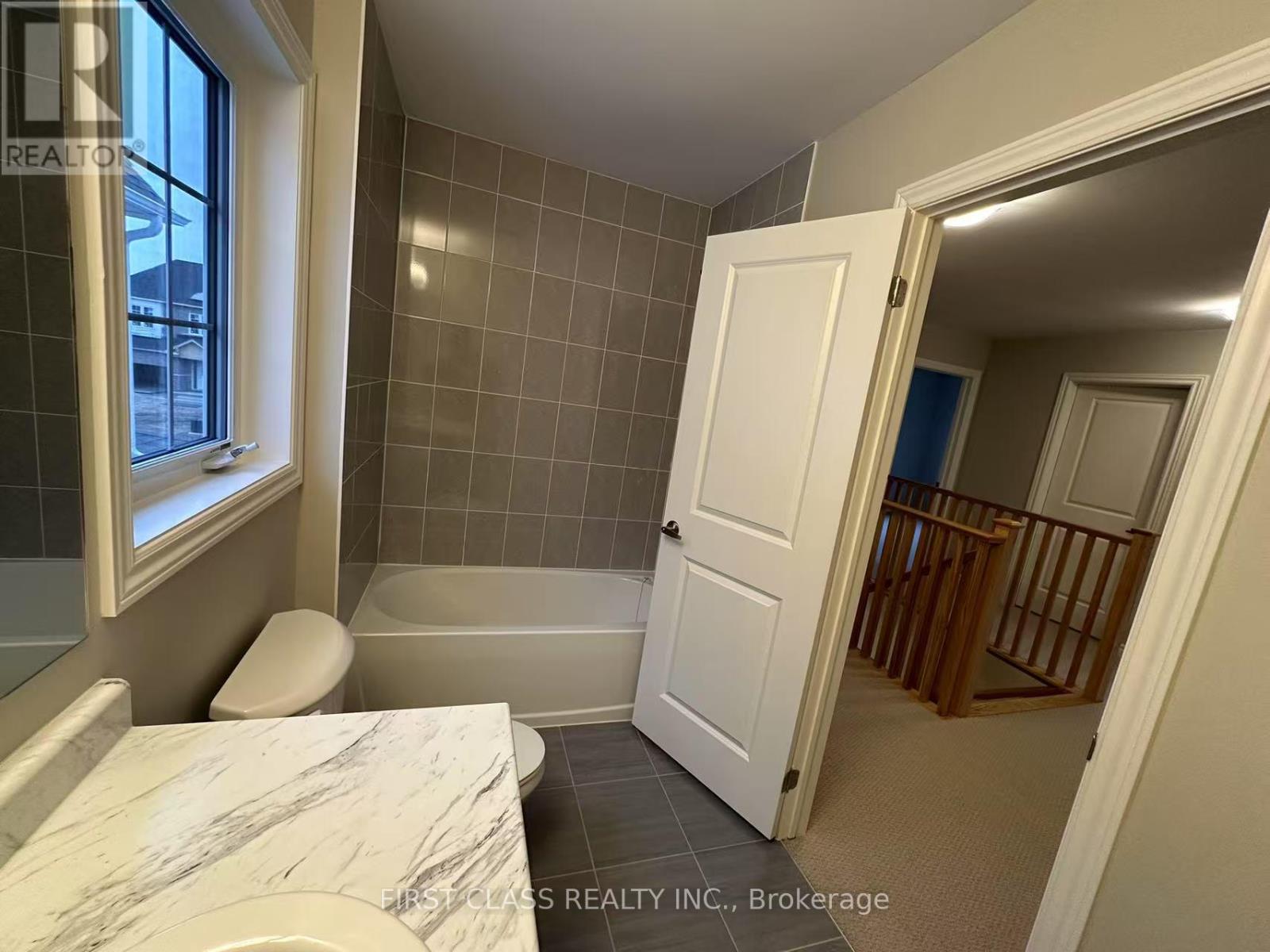 Photo 12 of 279 Springfield Crescent, Clearview ON