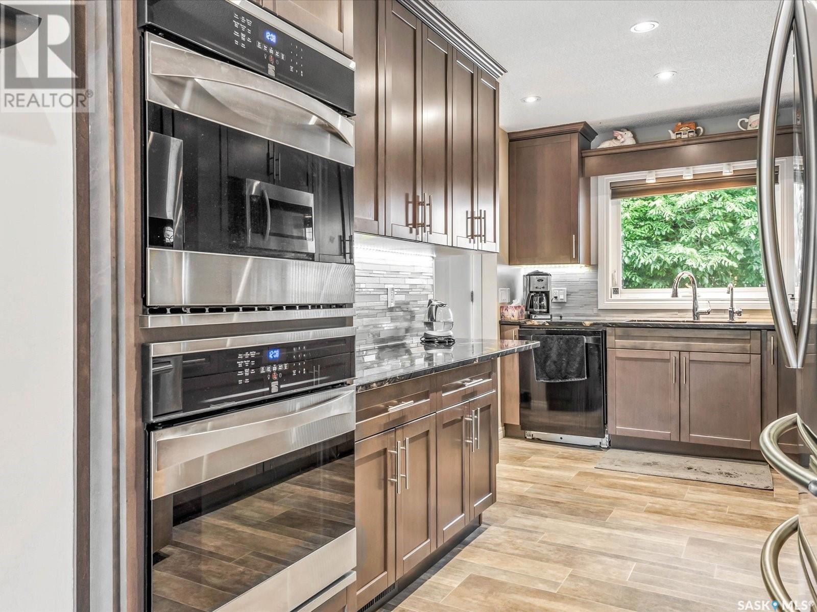 Photo 5 of 1617 6th Avenue N, Regina SK