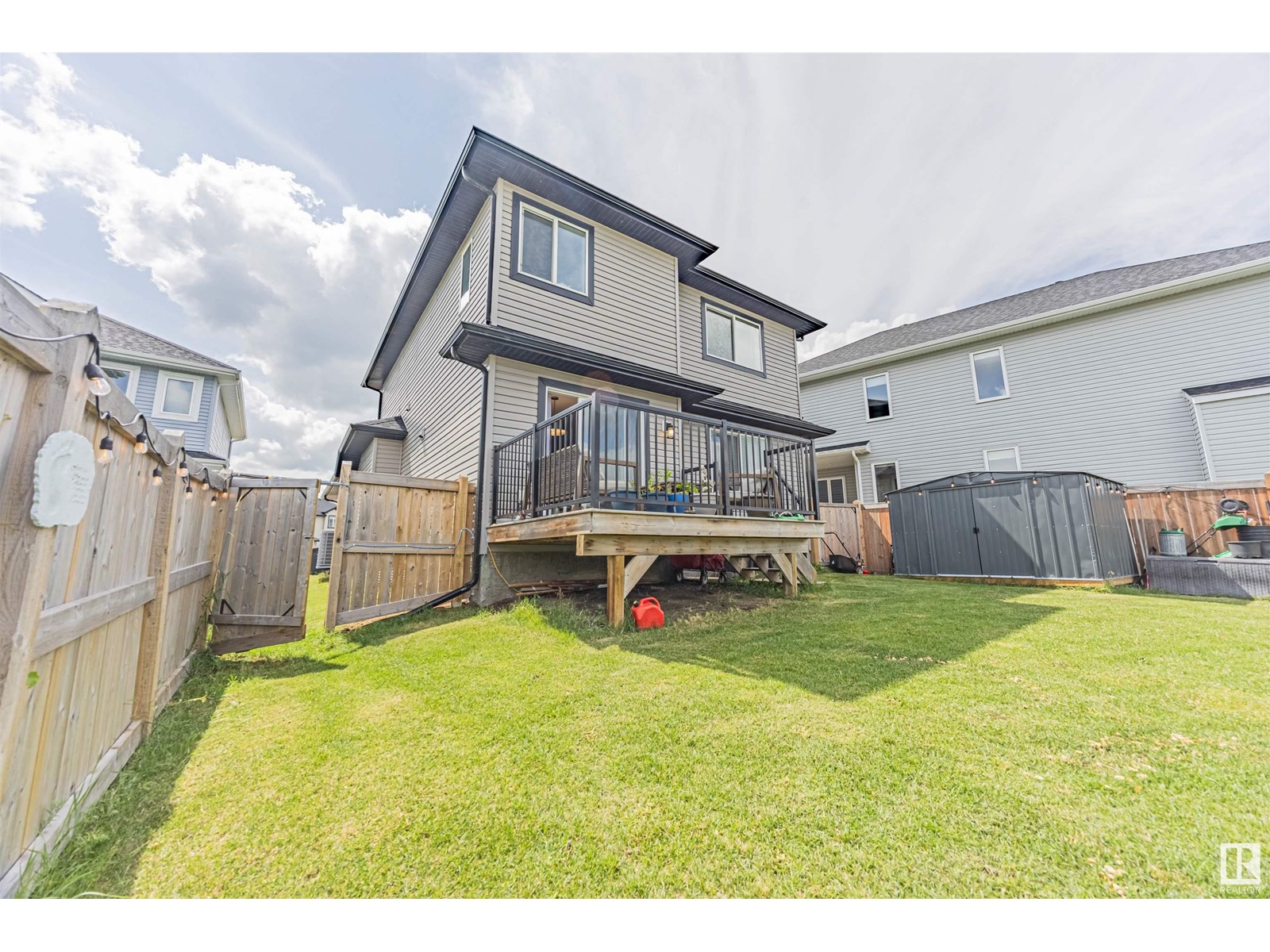 Photo 8 of 6406 61 Av, Beaumont AB