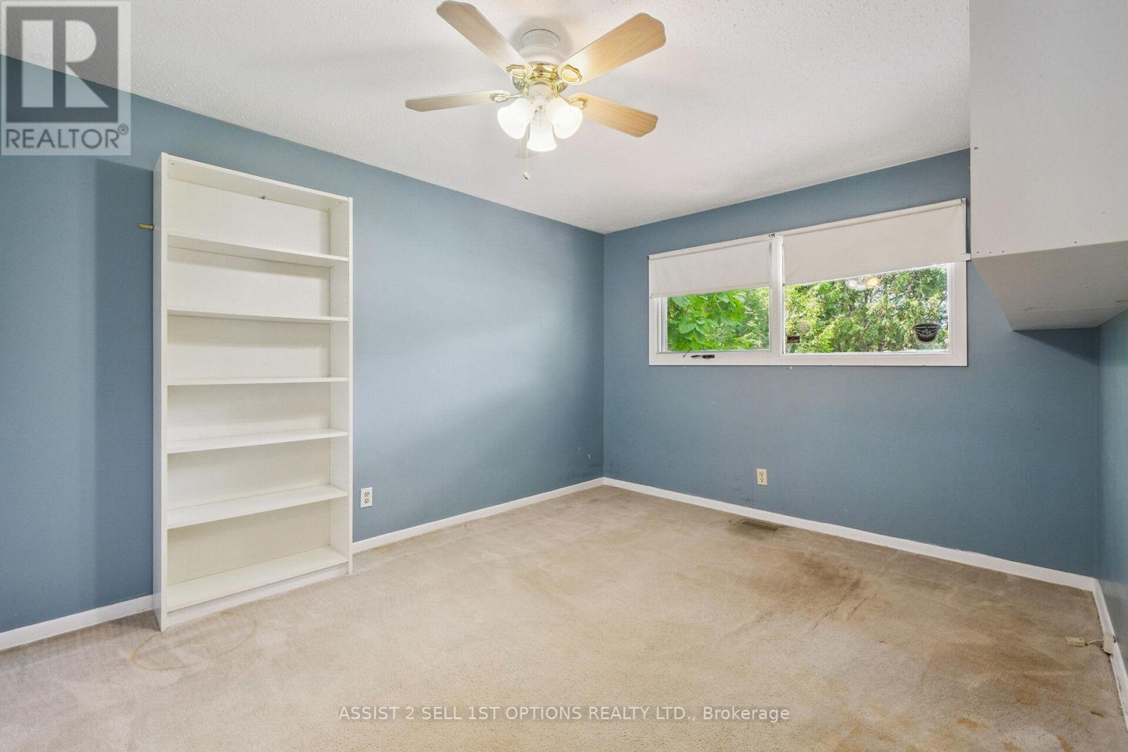 Photo 17 of 19 Moorcroft Road, Ottawa ON