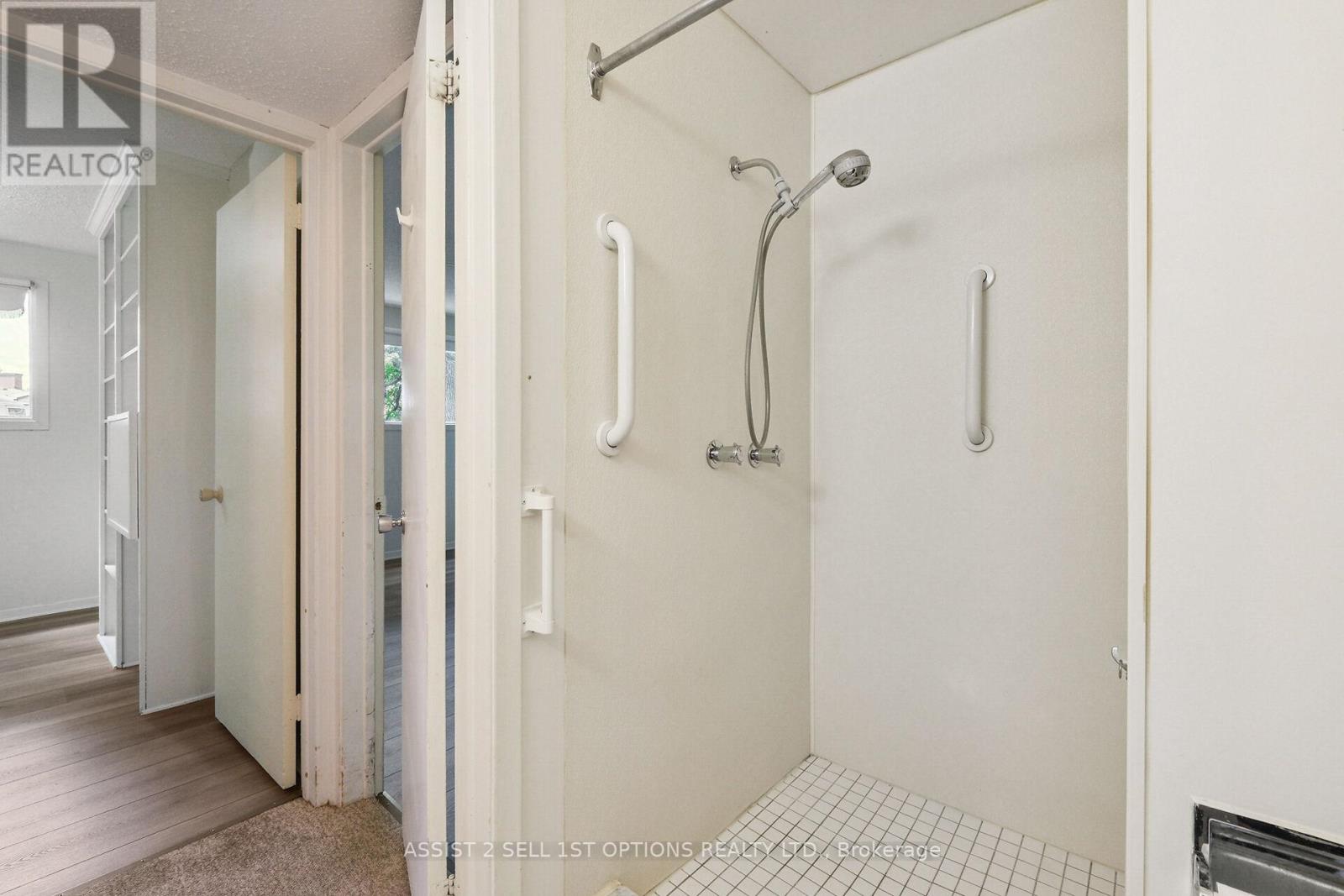 Photo 3 of 19 Moorcroft Road, Ottawa ON