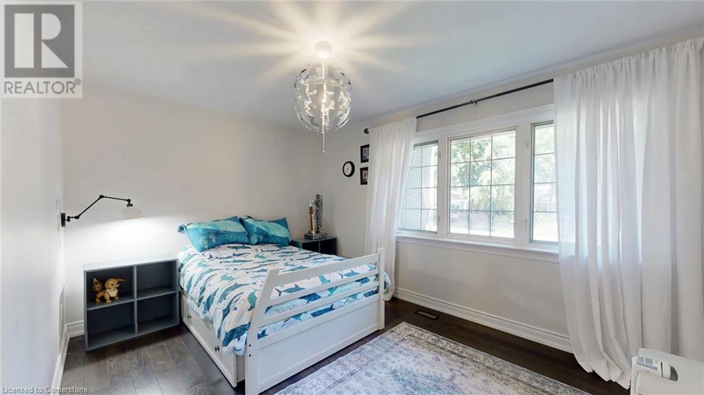 Photo 26 of 1554 Randor Drive, Mississauga ON