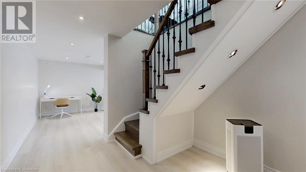 Photo 29 of 1554 Randor Drive, Mississauga ON