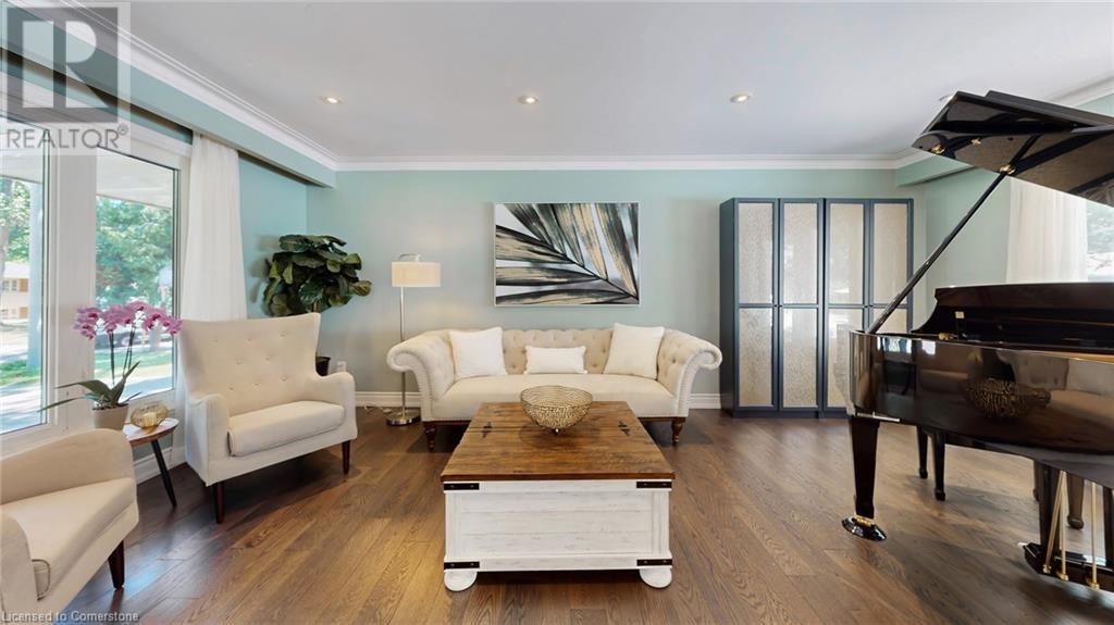 Photo 6 of 1554 Randor Drive, Mississauga ON