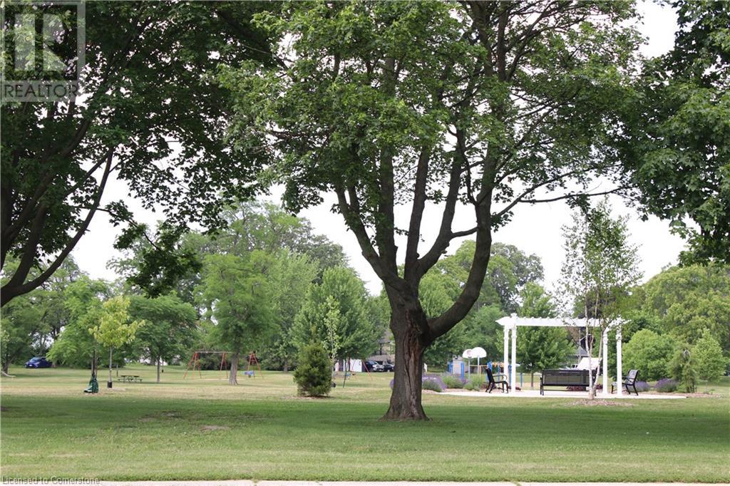 Photo 15 of 665 Lakeshore Road, Sarnia ON