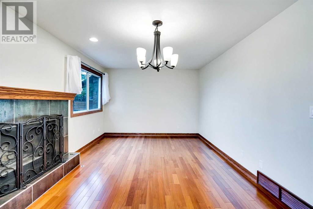 Single Family House for Sale in  Ranch Estates Place NW Ranchlands Calgary 