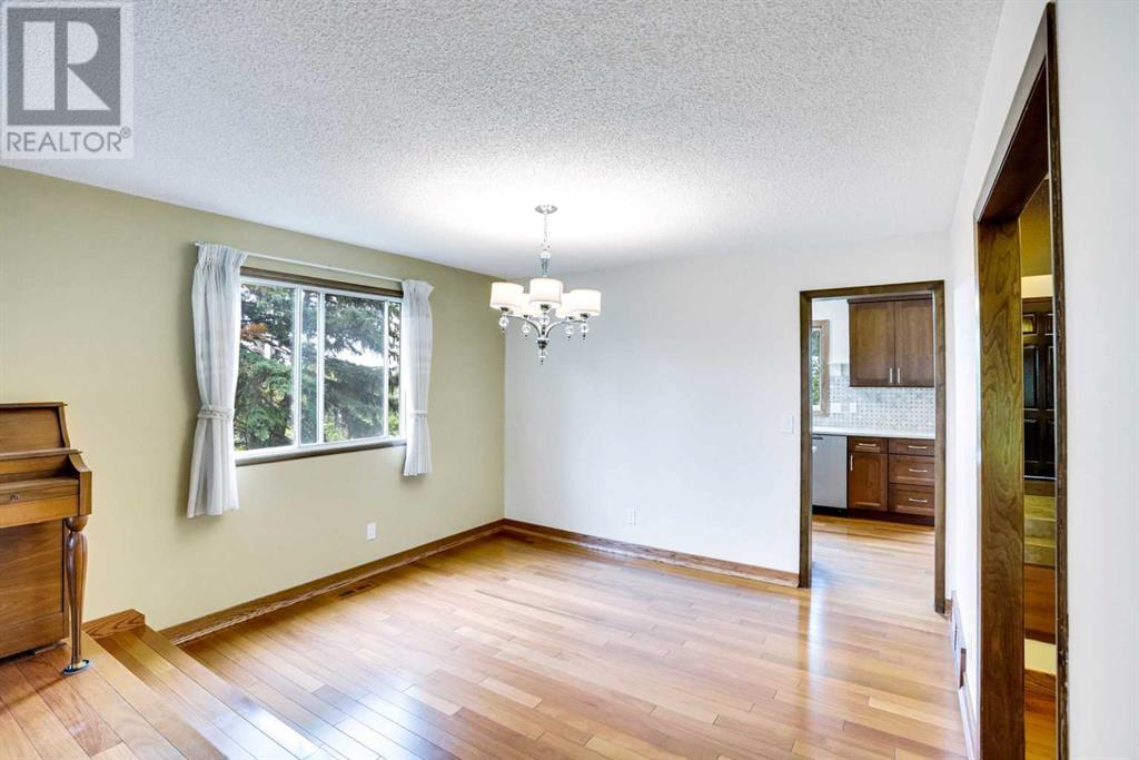 Single Family House for Sale in  Ranch Estates Place NW Ranchlands Calgary 