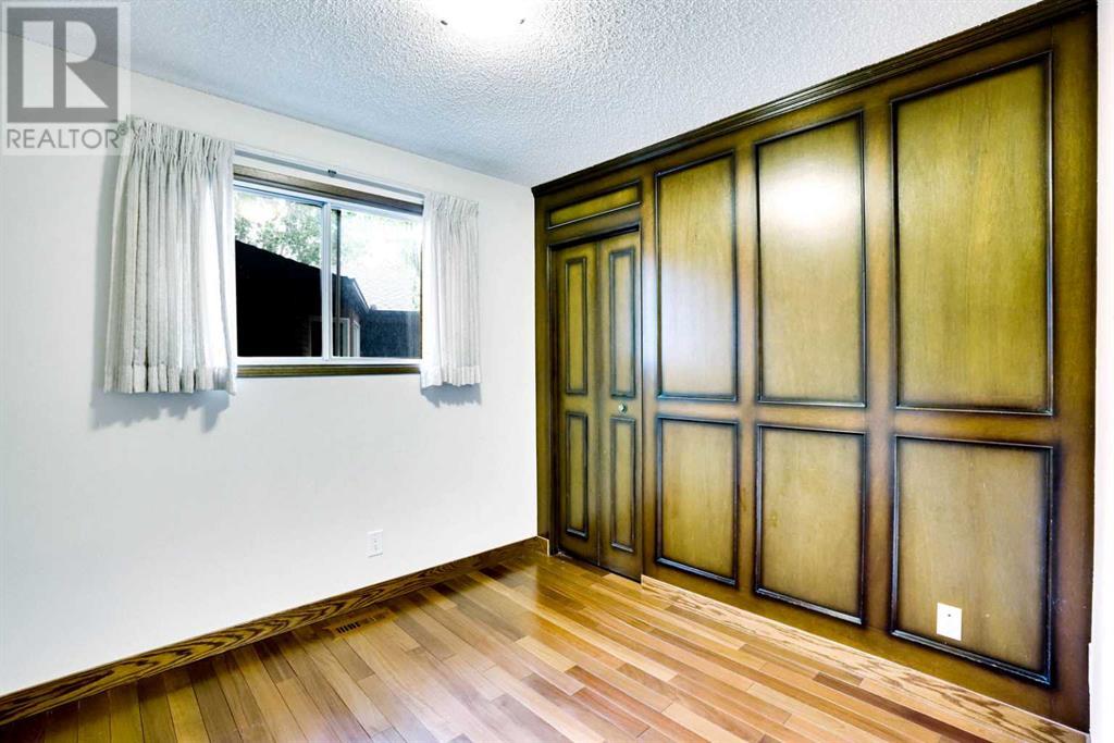 Single Family House for Sale in  Ranch Estates Place NW Ranchlands Calgary 