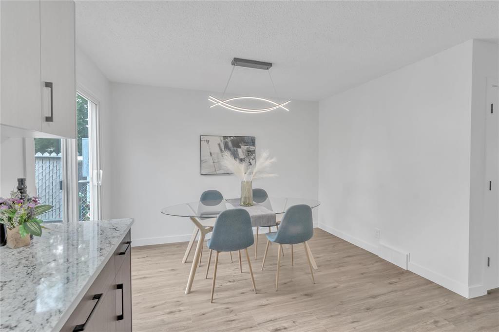 Photo 13 of 158 Kinver Avenue, Winnipeg MB