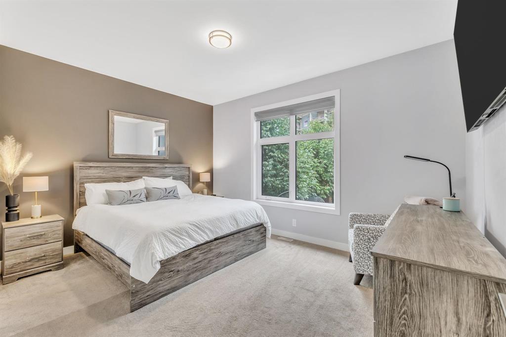 Photo 1 of 5 150 Creek Bend Road, Winnipeg MB