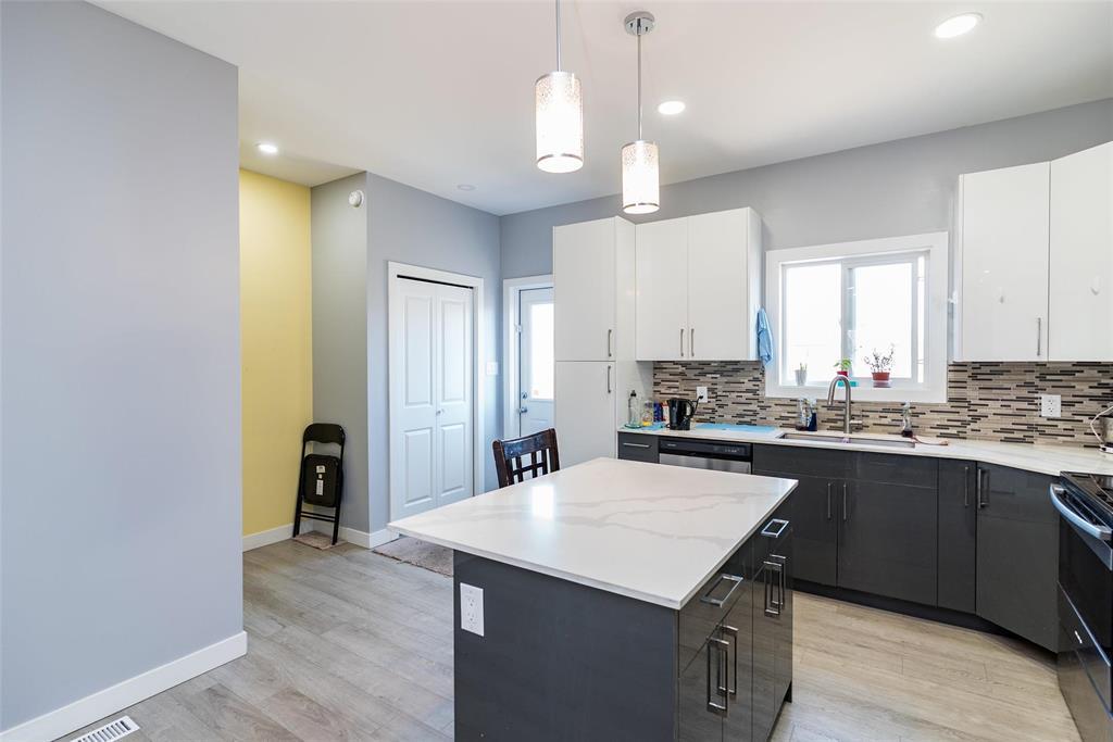 Photo 32 of 1829 Alexander Avenue, Winnipeg MB
