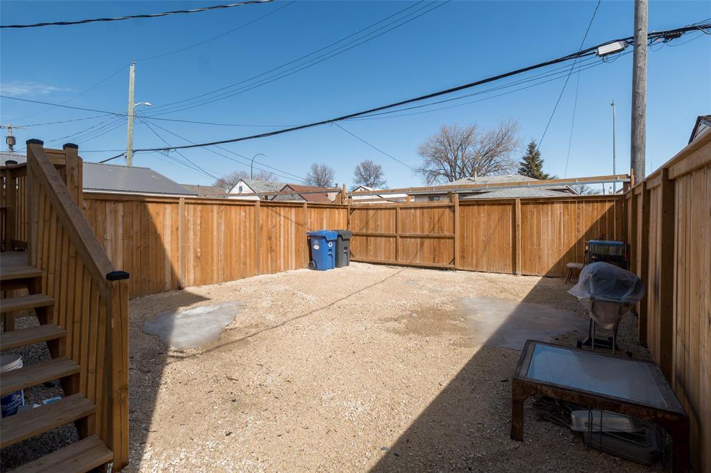 Photo 14 of 1829 Alexander Avenue, Winnipeg MB