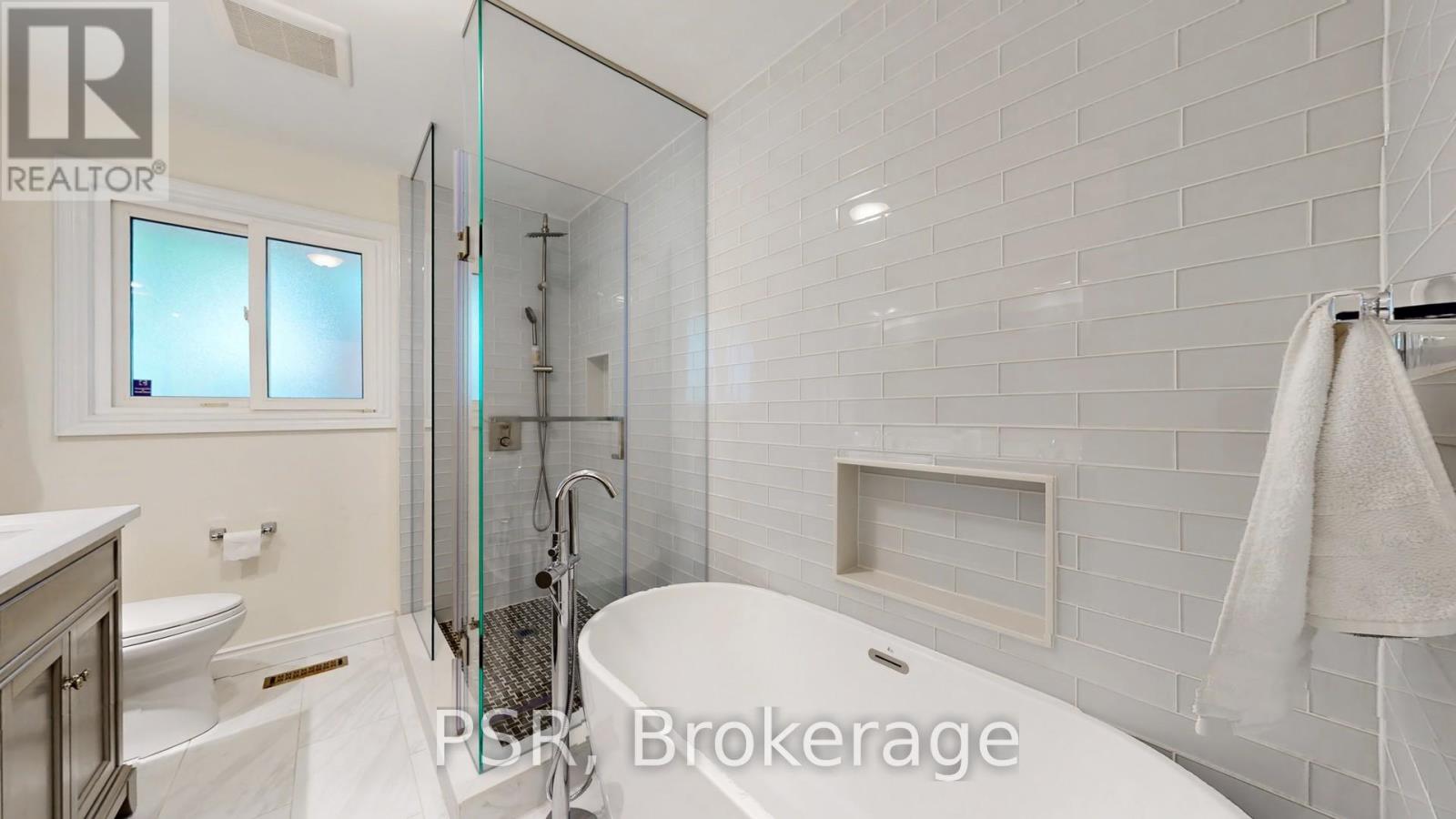 Photo 29 of 1554 Randor Drive, Mississauga ON
