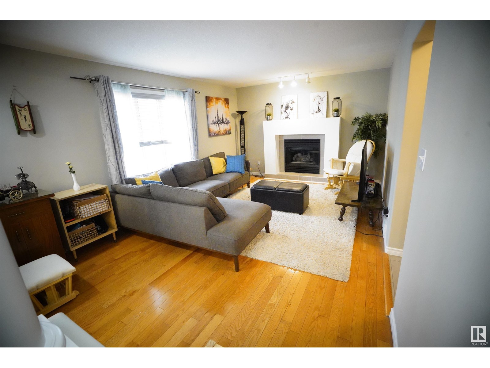 Photo 13 of 15716 68 St Nw, Edmonton AB