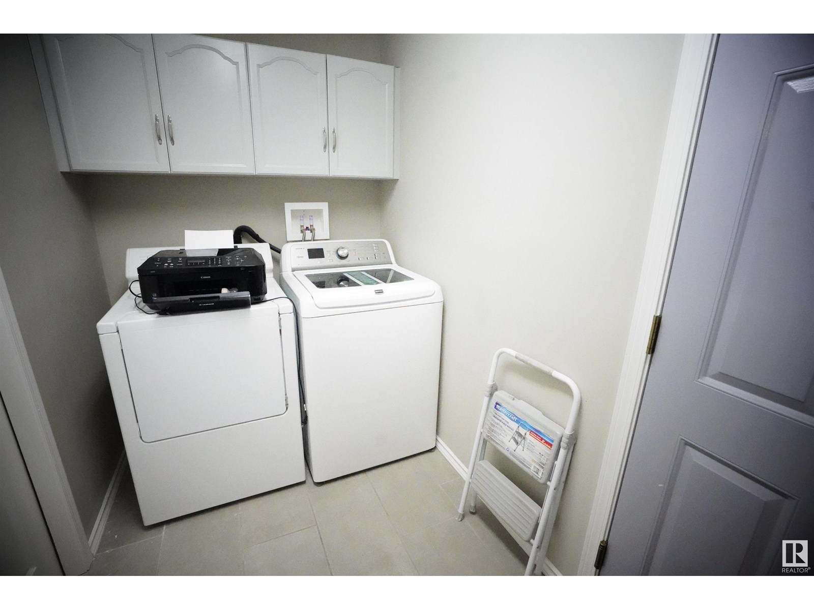 Photo 31 of 15716 68 St Nw, Edmonton AB
