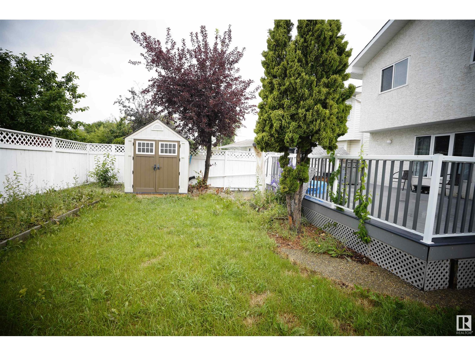 Photo 40 of 15716 68 St Nw, Edmonton AB
