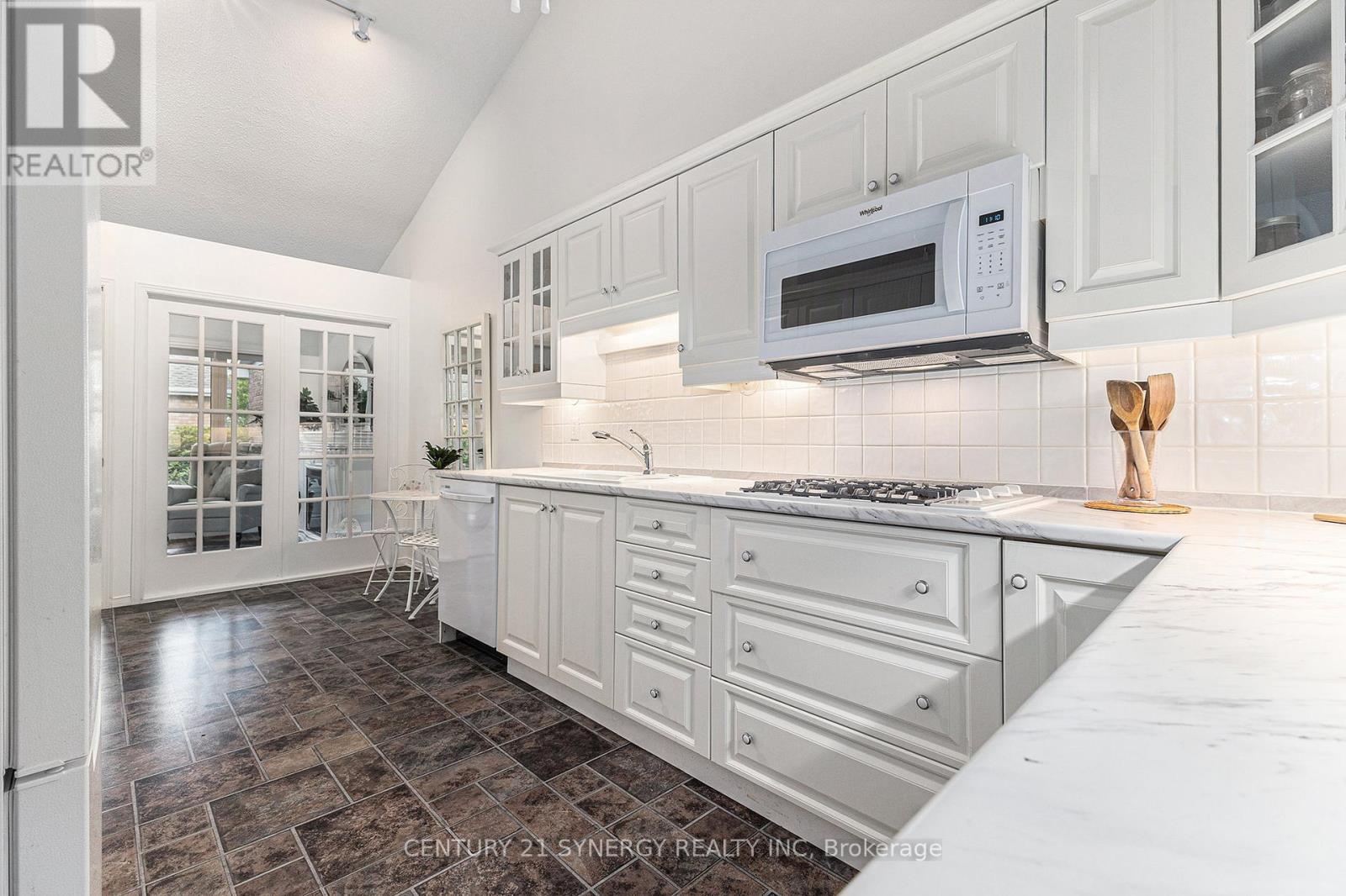 Photo 12 of 44 Innesbrook Court, Ottawa ON