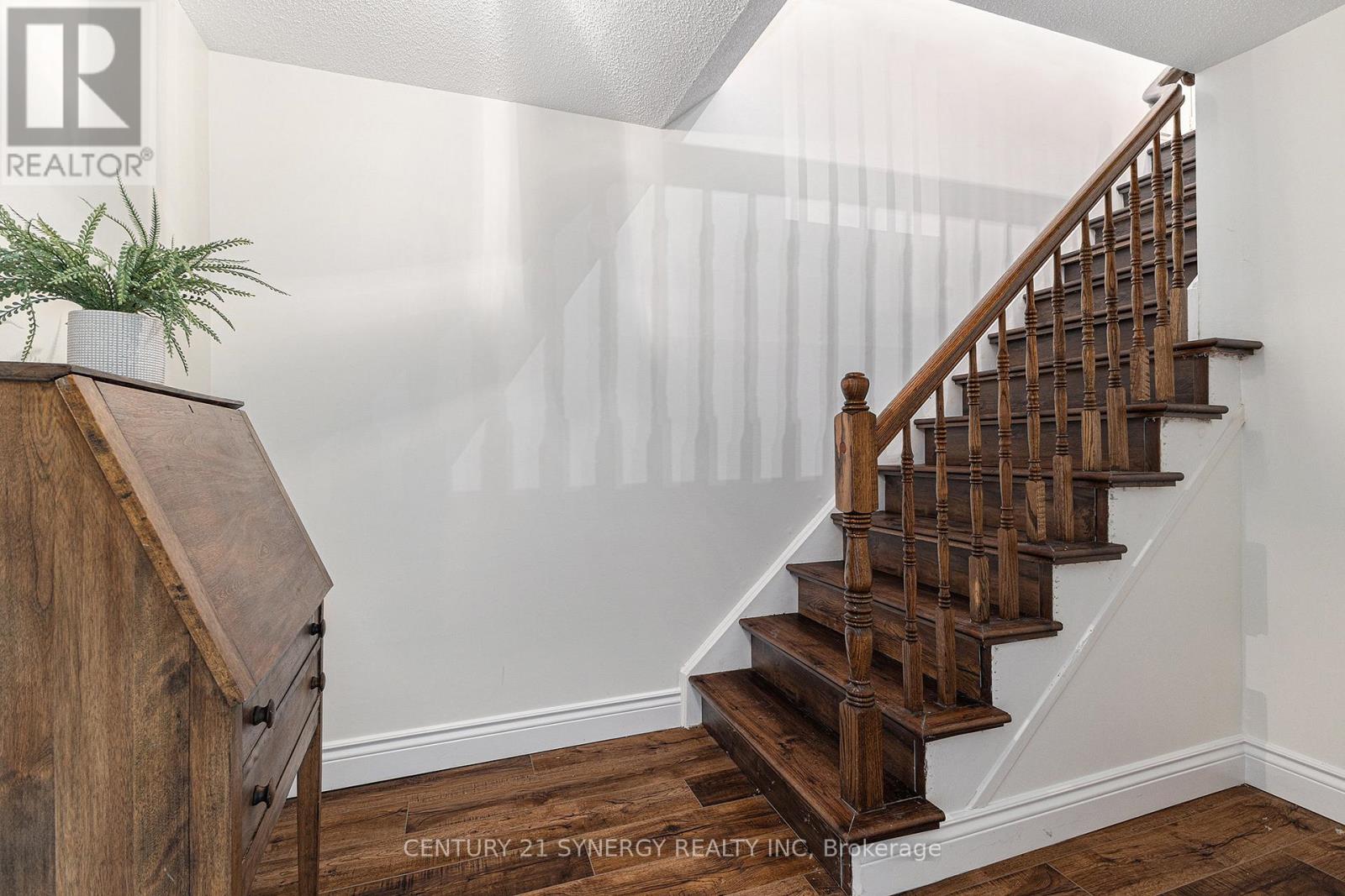 Photo 22 of 44 Innesbrook Court, Ottawa ON