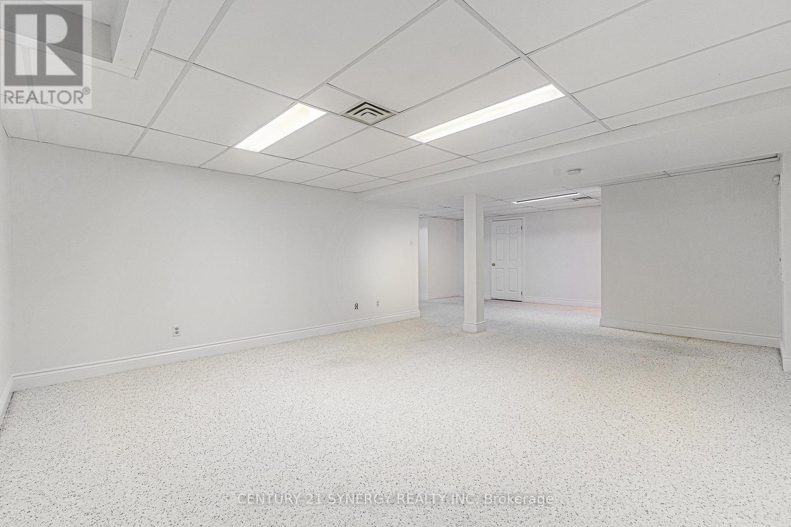 Photo 23 of 44 Innesbrook Court, Ottawa ON