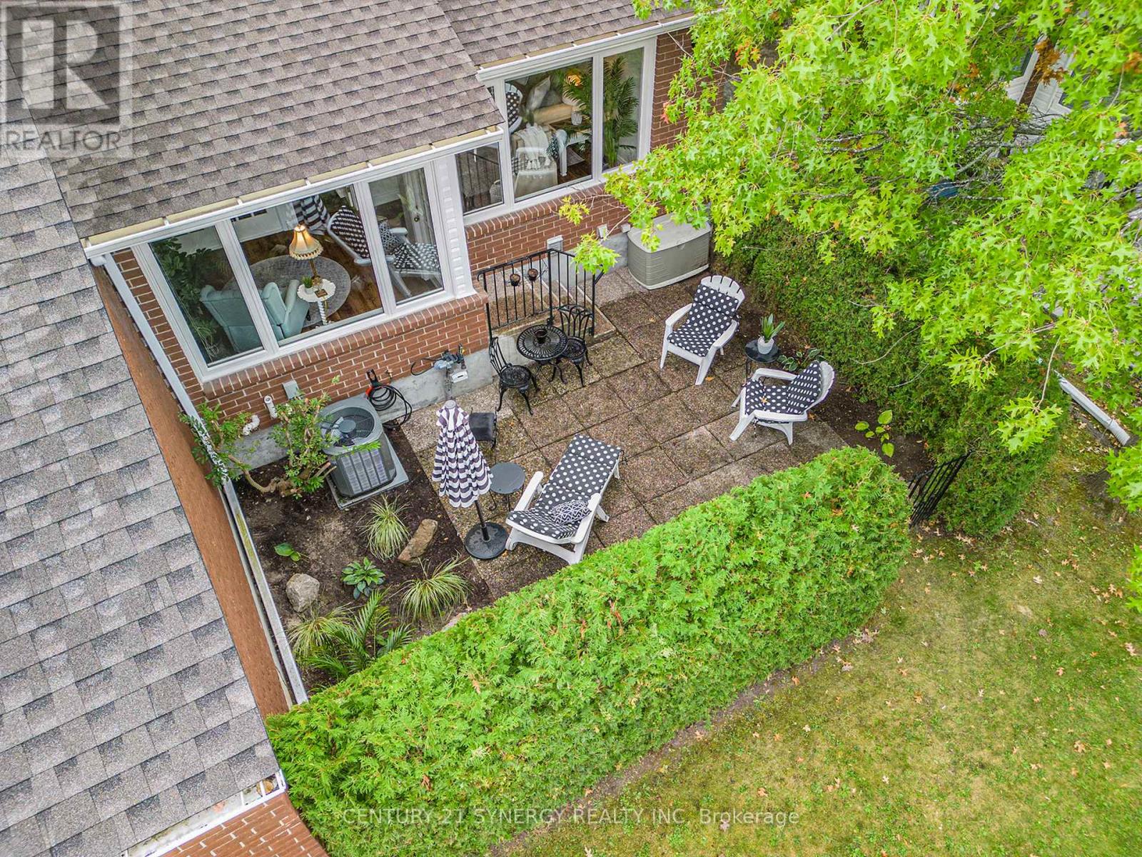Photo 27 of 44 Innesbrook Court, Ottawa ON