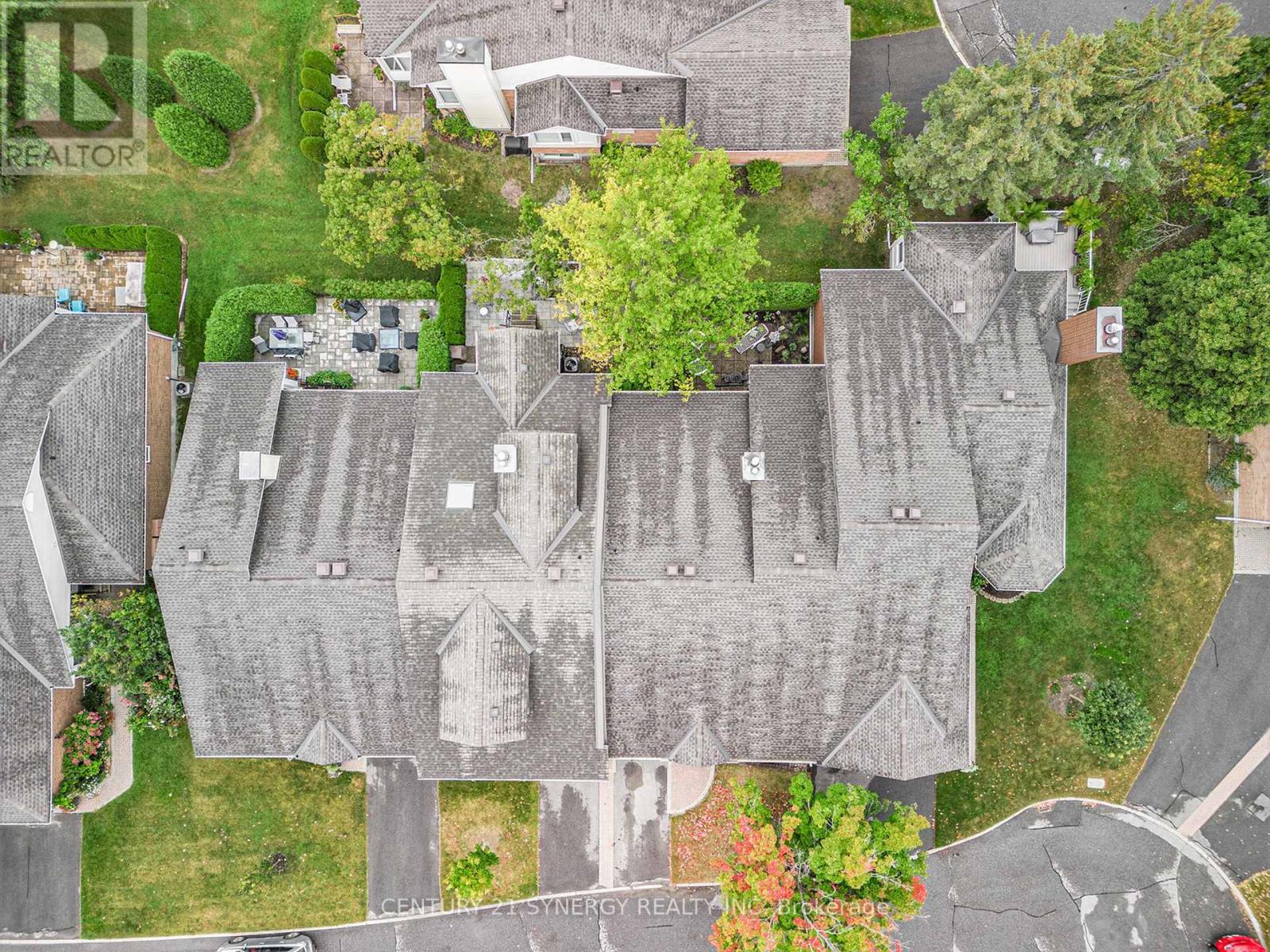 Photo 33 of 44 Innesbrook Court, Ottawa ON