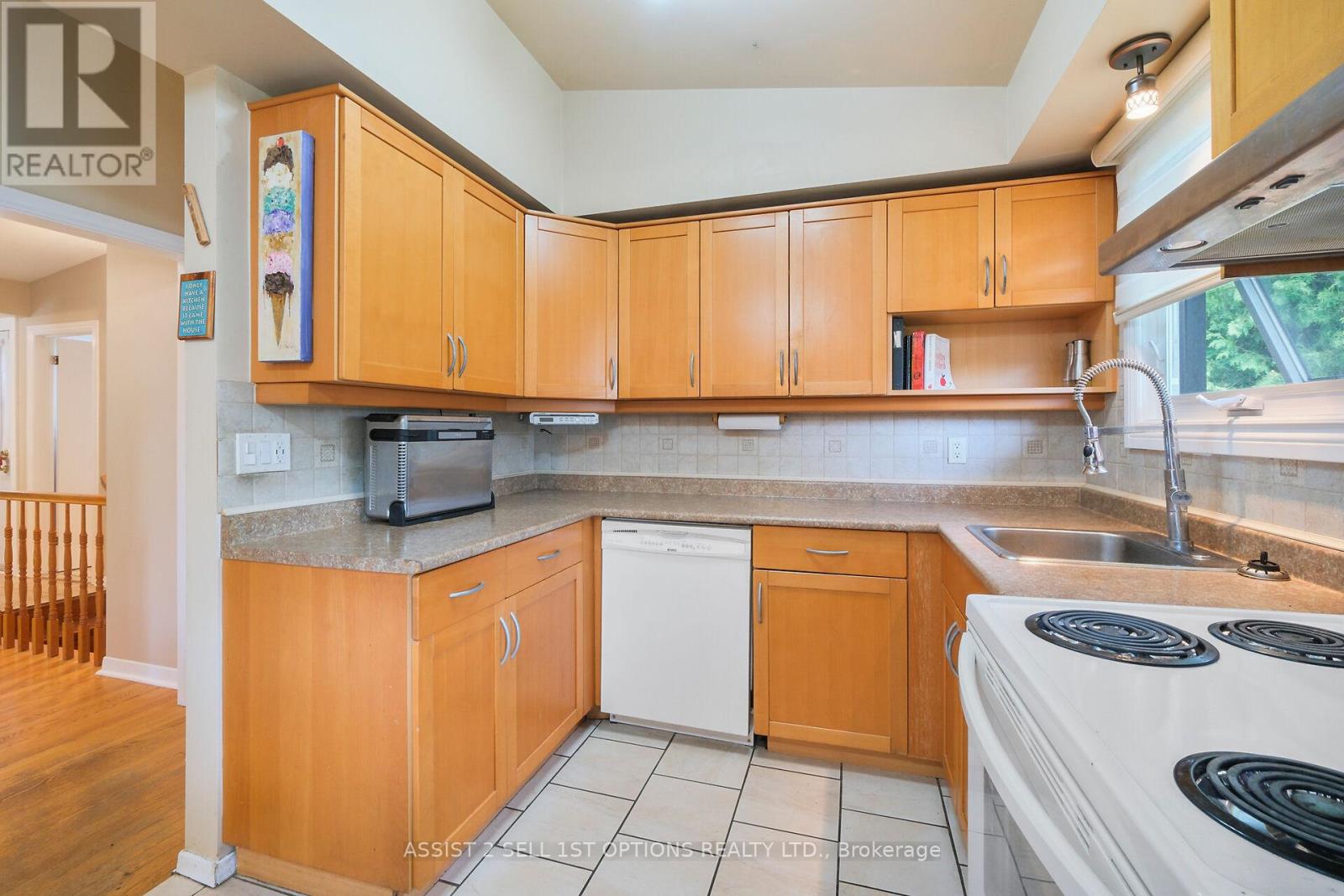 Photo 22 of 24 Barnes Crescent, Ottawa ON