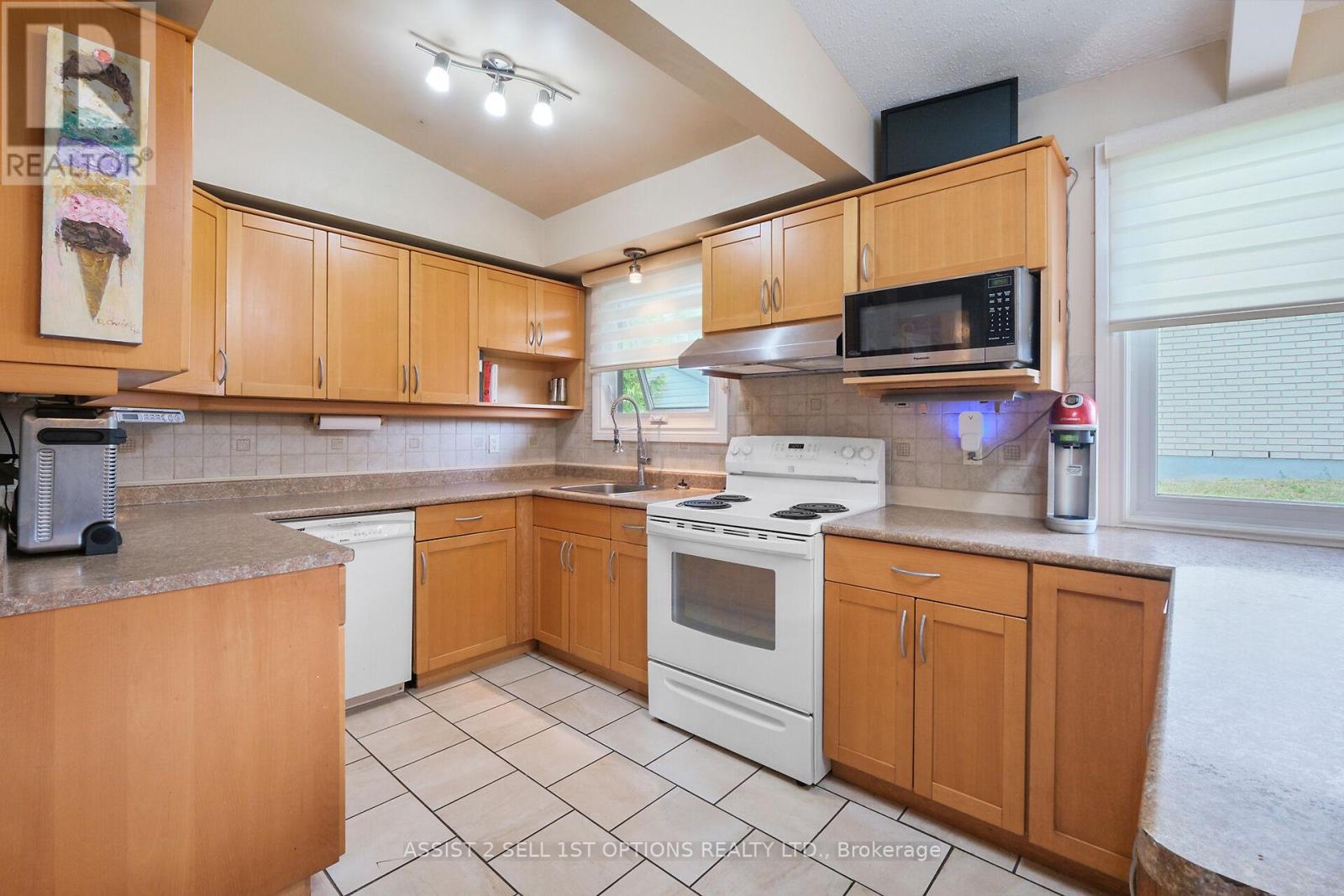 Photo 23 of 24 Barnes Crescent, Ottawa ON