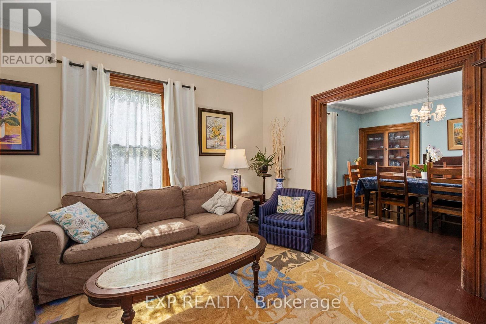 Photo 11 of 145 High Street, Georgina ON