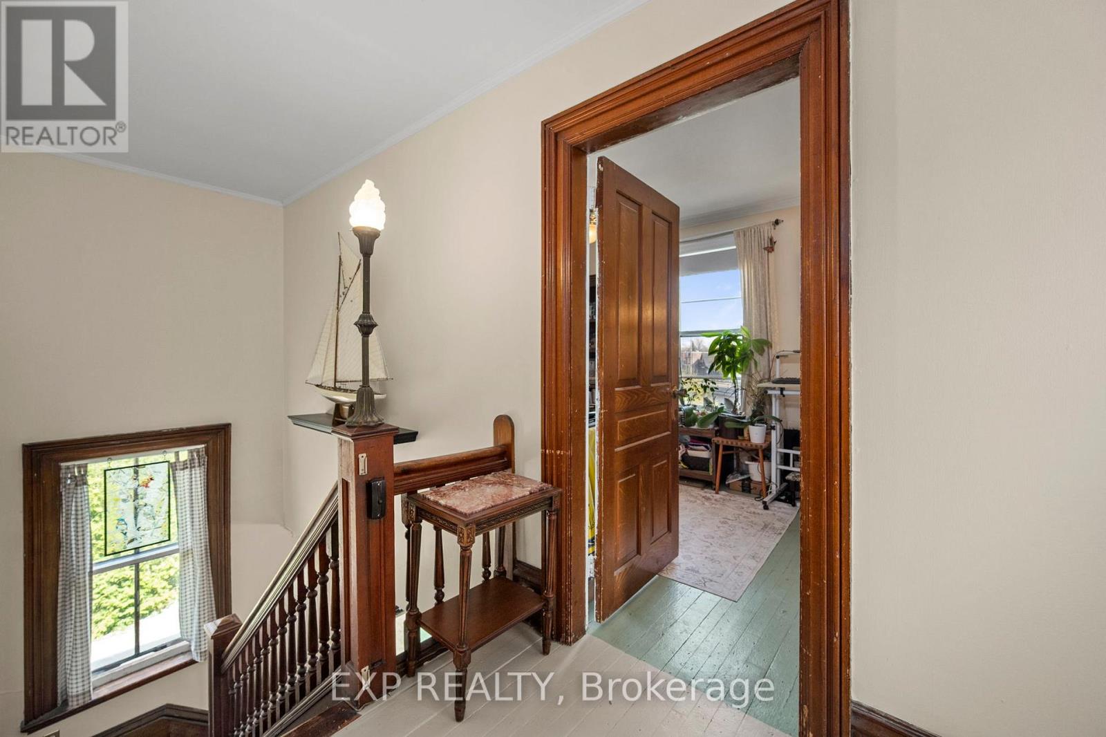 Photo 21 of 145 High Street, Georgina ON