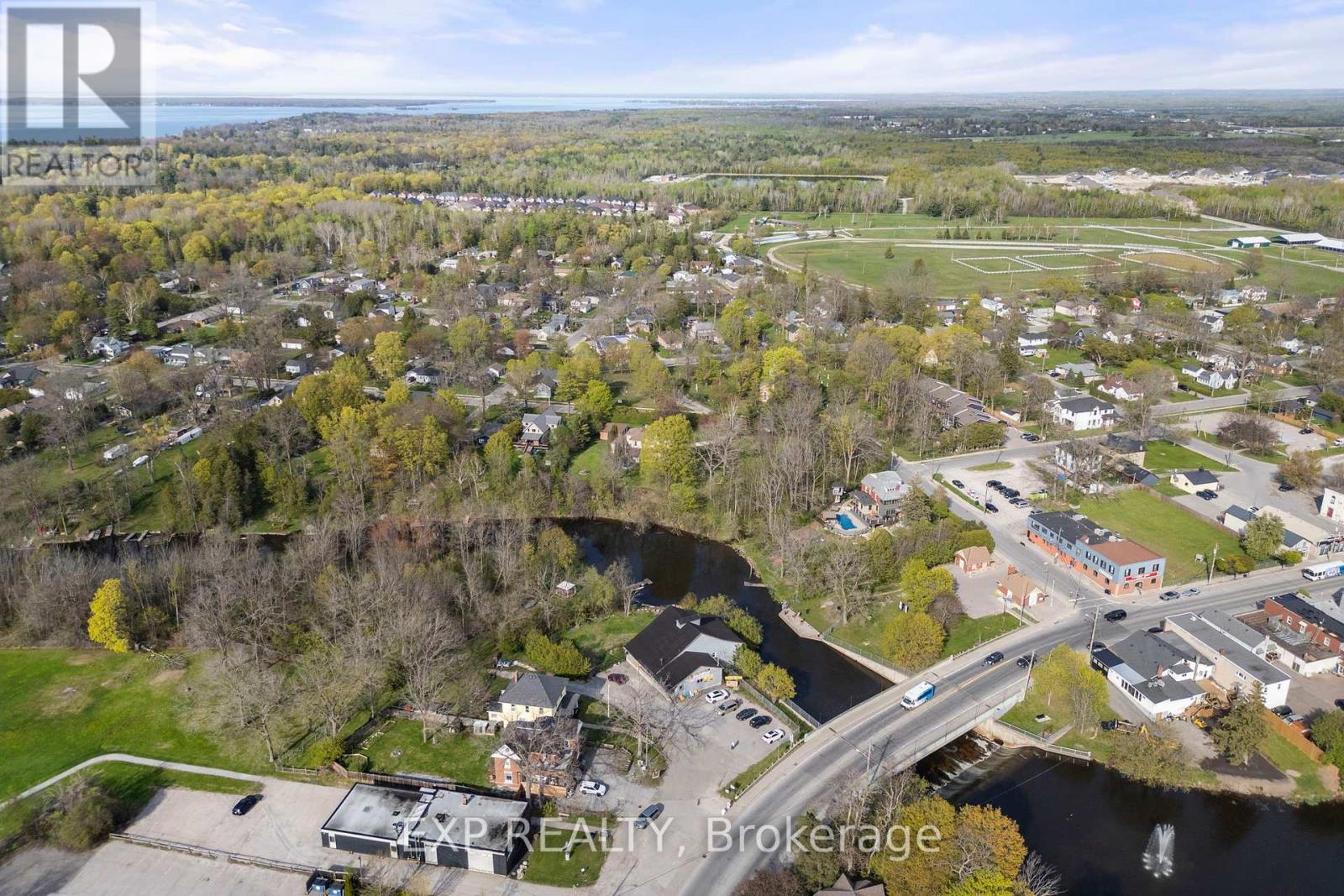 Photo 43 of 145 High Street, Georgina ON
