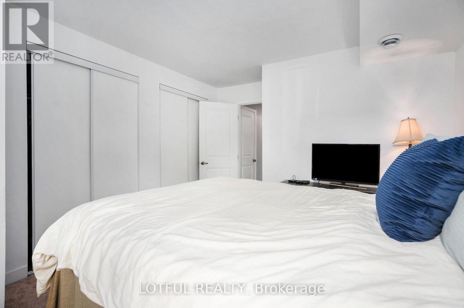 Photo 25 of A 2016 Dorima Street, Ottawa ON