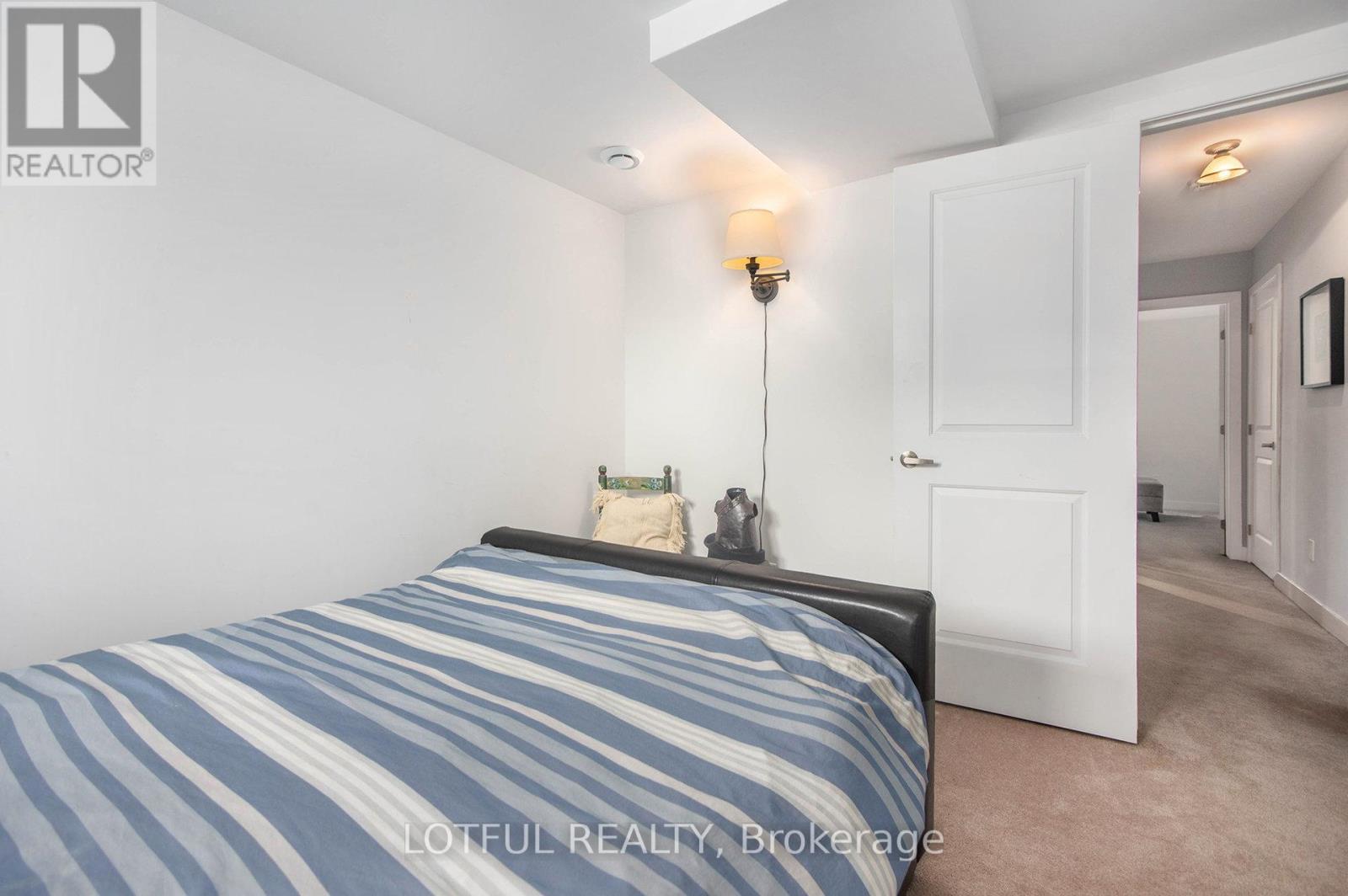 Photo 22 of A 2016 Dorima Street, Ottawa ON