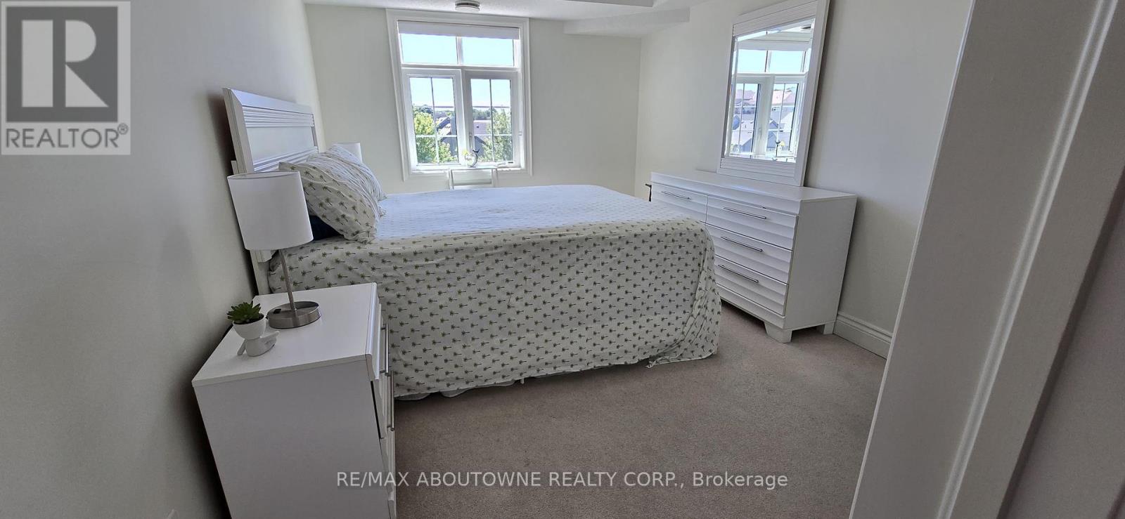 Photo 6 of 402 64 Frederick Drive, Guelph ON