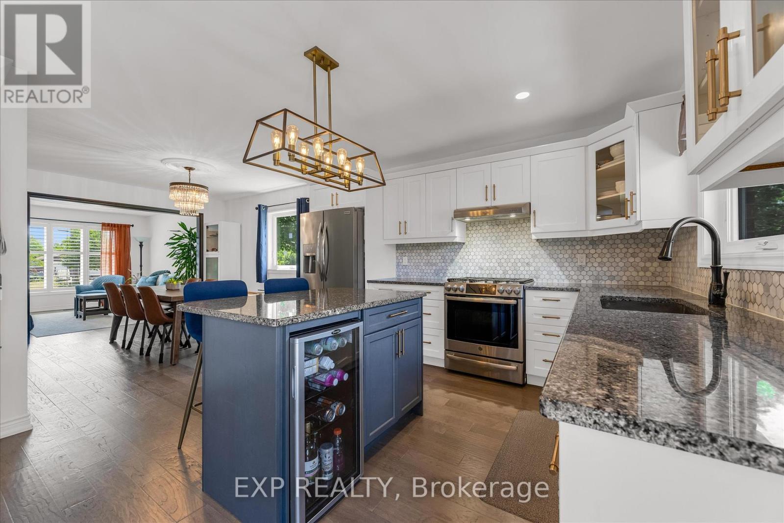 Photo 11 of 239 Fruitland Road, Hamilton ON