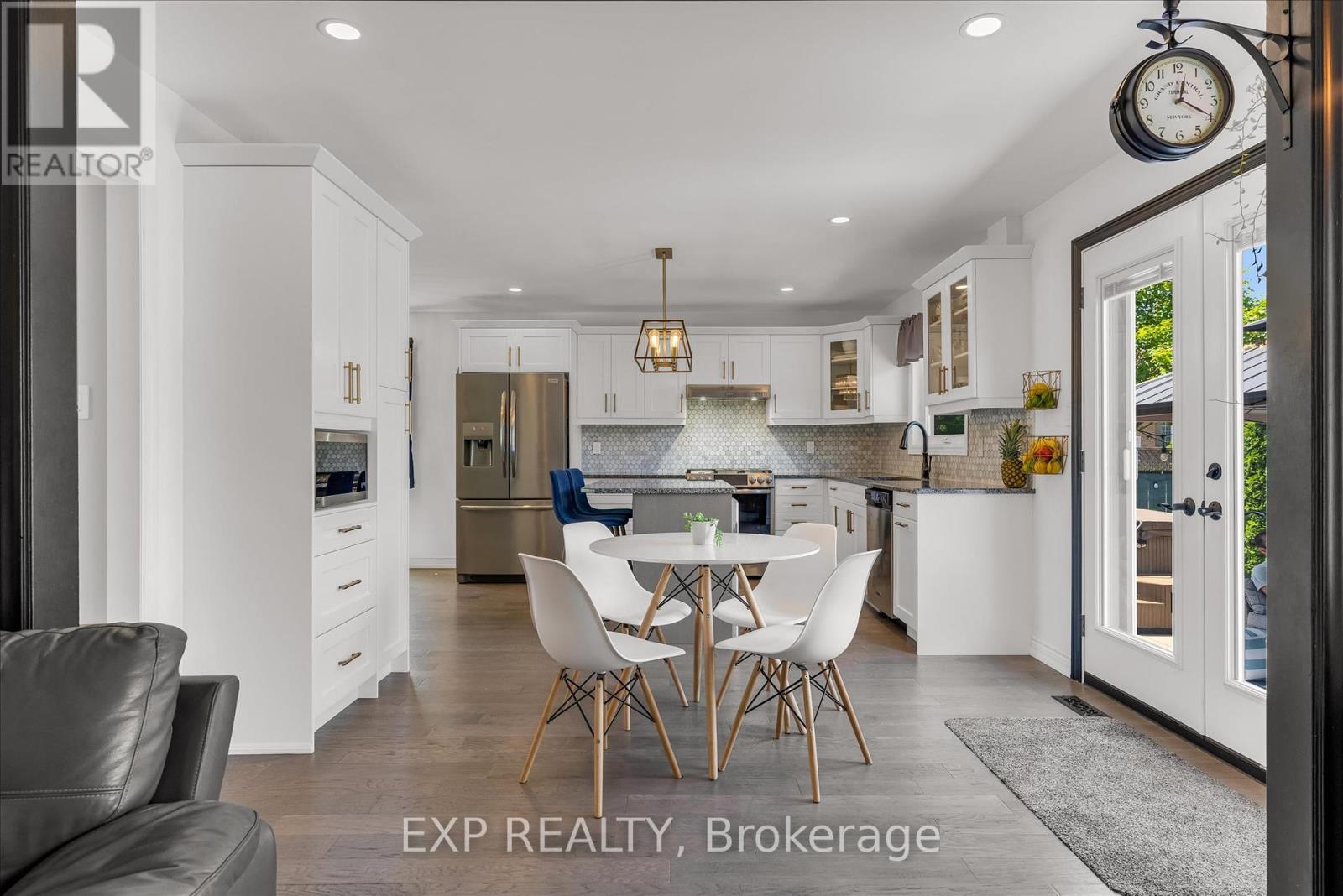 Photo 12 of 239 Fruitland Road, Hamilton ON