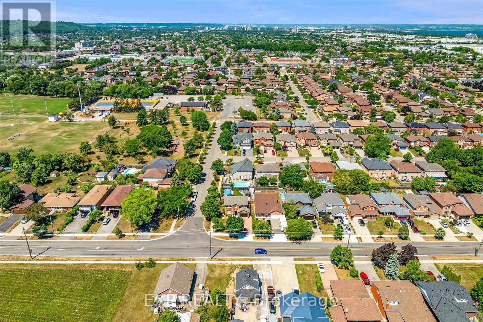 Photo 44 of 239 Fruitland Road, Hamilton ON
