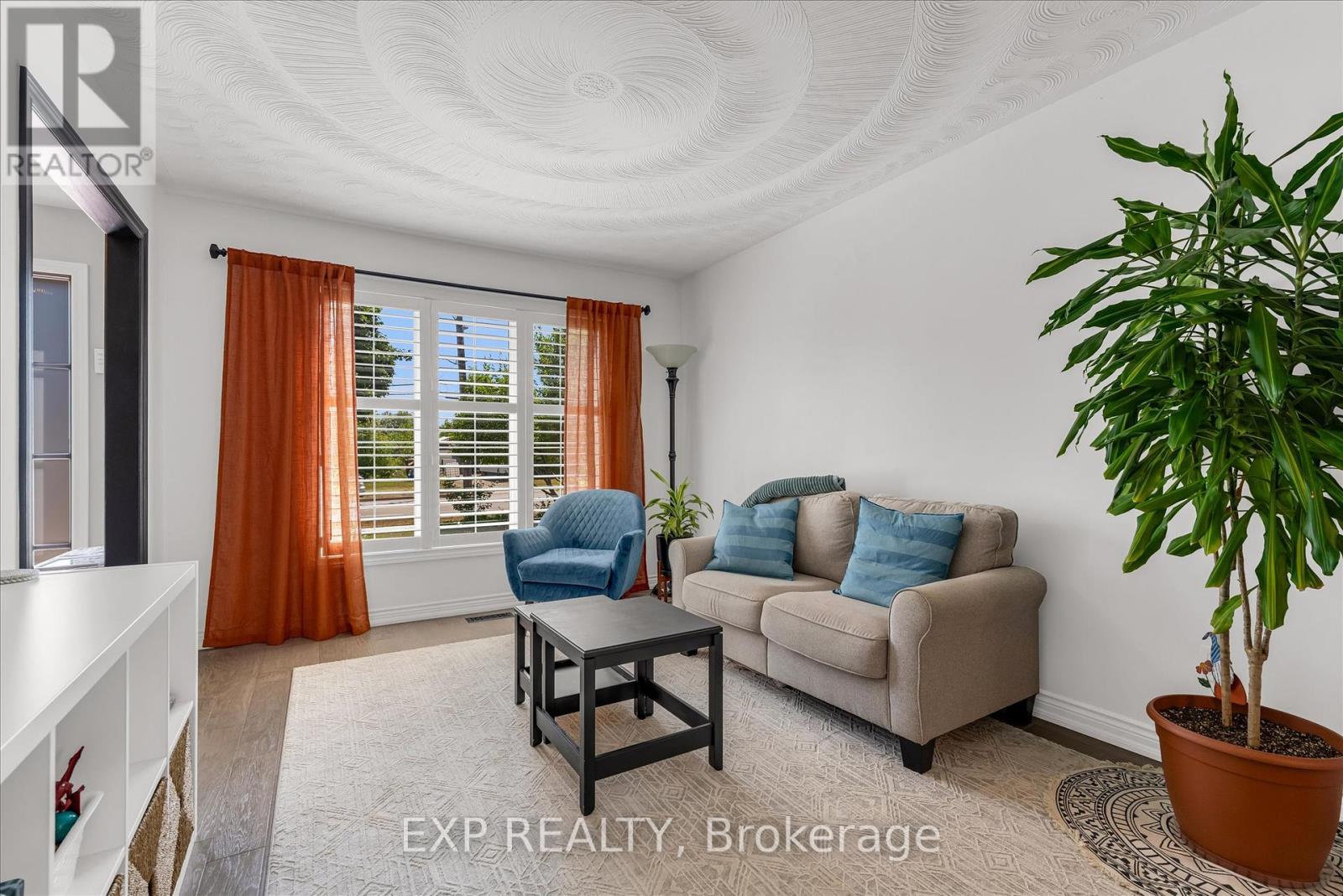 Photo 7 of 239 Fruitland Road, Hamilton ON
