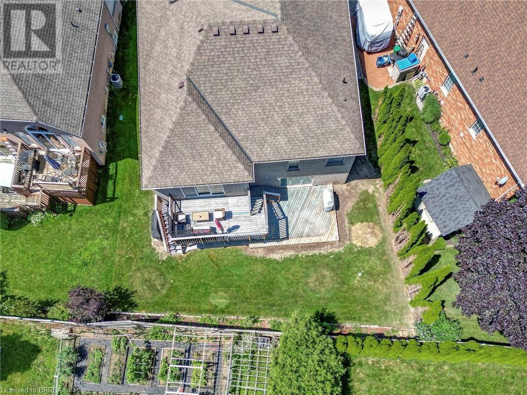 Photo 34 of 16 Casson Lane, Brantford ON
