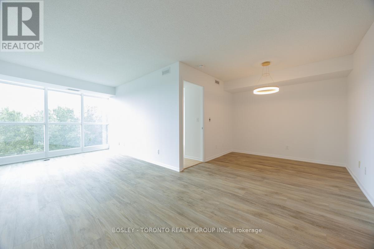 Photo 14 of 610 219 Fort York Boulevard, Toronto ON