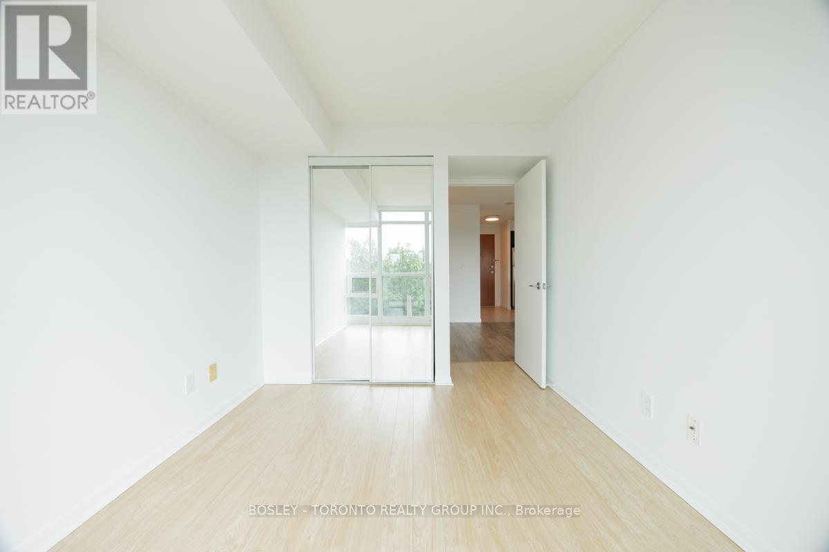 Photo 6 of 610 219 Fort York Boulevard, Toronto ON