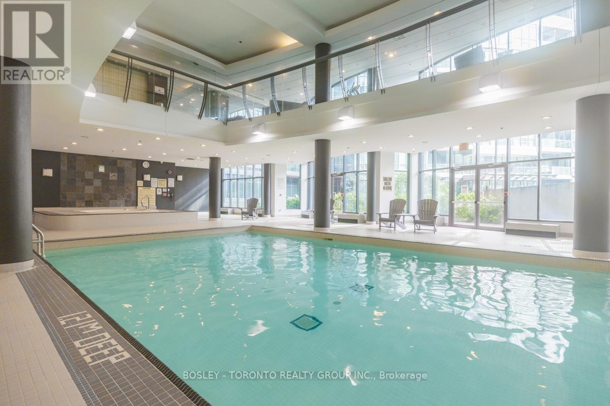 Photo 34 of 610 219 Fort York Boulevard, Toronto ON