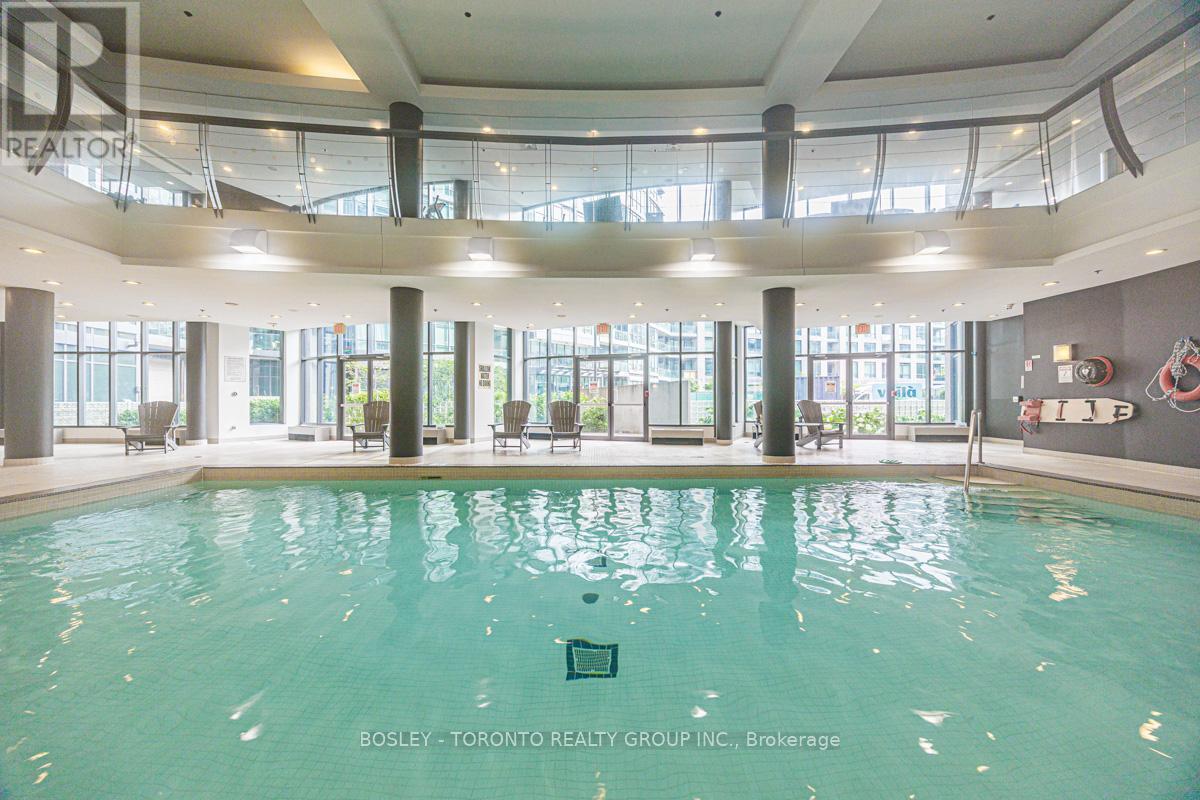 Photo 7 of 610 219 Fort York Boulevard, Toronto ON