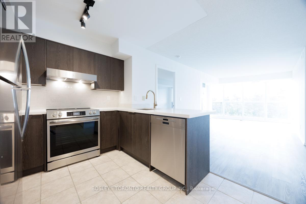 Photo 27 of 610 219 Fort York Boulevard, Toronto ON
